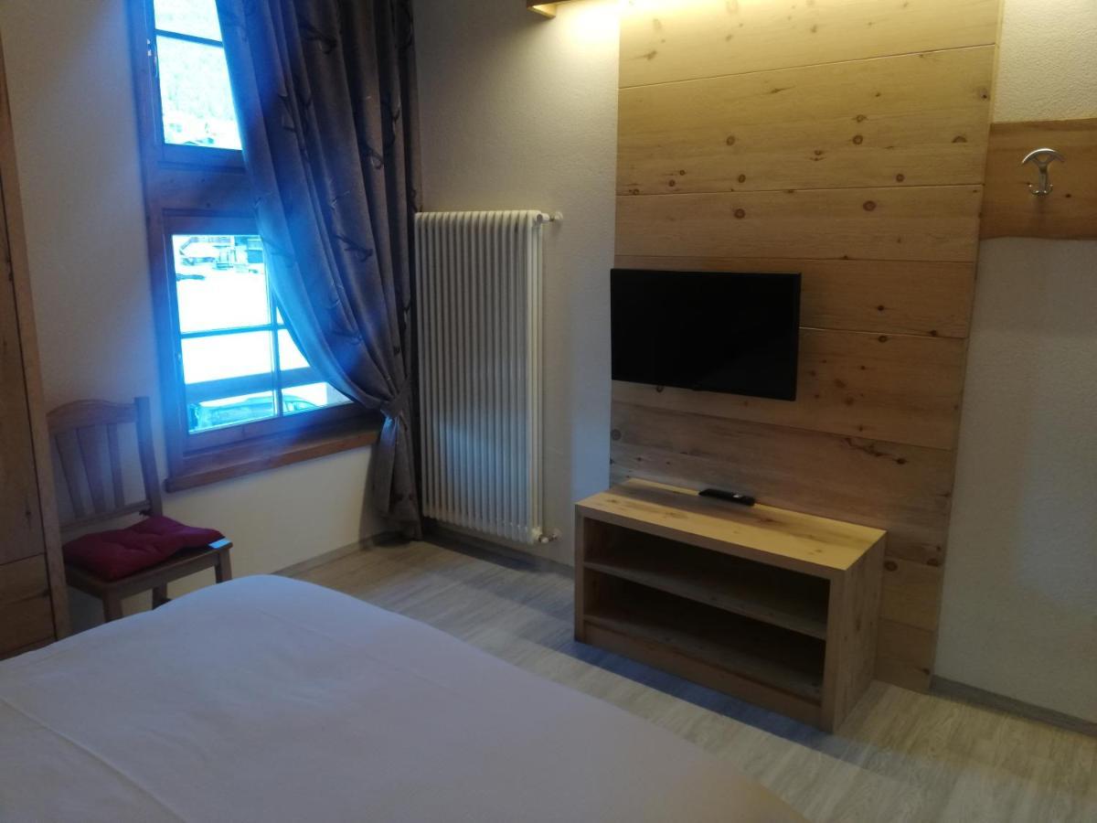Ski Holidays Apartments リヴィーニョ エクステリア 写真
